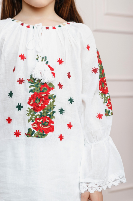 Compleu traditional alb pentru fetite cu motiv floral rosu Darina [2]