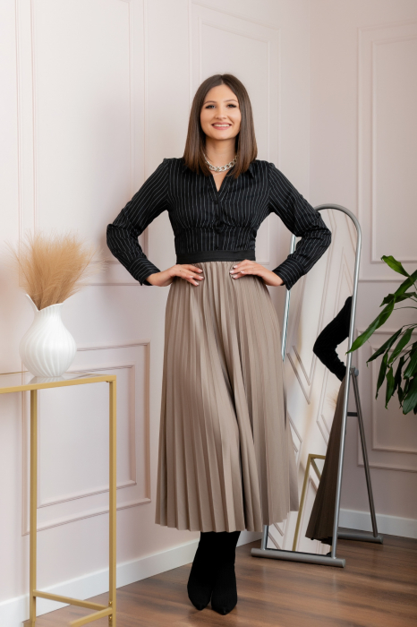 Fusta plisata eleganta Jacqueline cu elastic in talie - Bej