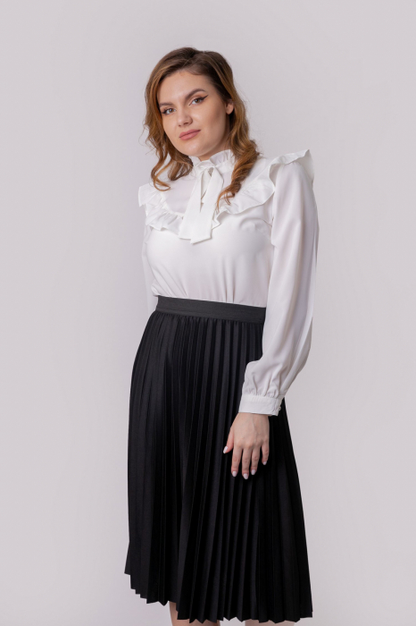 Fusta plisata neagra cu elastic in talie [4]