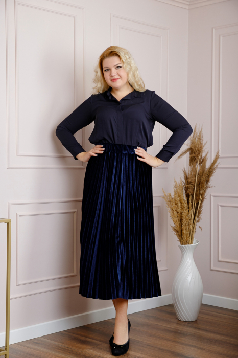 Fusta plisata plus size din catifea bleumarin Valentina [4]