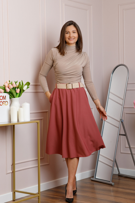 Fusta roz somon midi cu talie inalta, curea si buzunare laterale Isla [4]