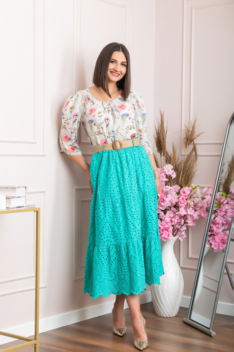 Fusta turcoaz deschis boho chic cu perforatii si curea in talie [3]