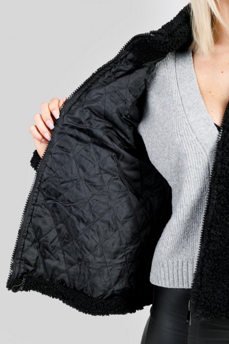 Geaca neagra din blanita sintetica [2]