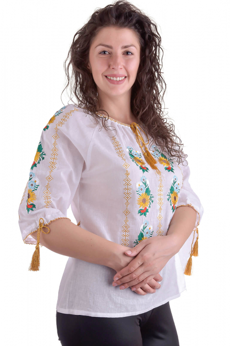 Ie traditionala alba cu motiv floral galben Ioana [2]