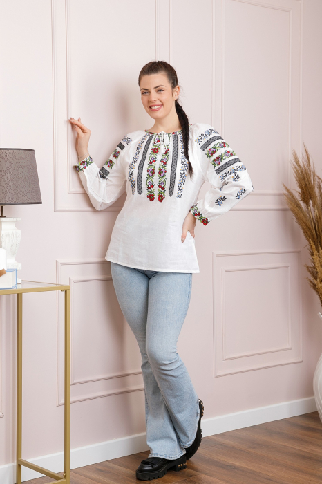 Ie traditionala alba cu motiv floral multicolor Aliona 01 [4]