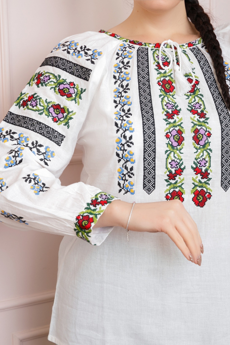 Ie traditionala alba cu motiv floral multicolor Aliona 01 [2]