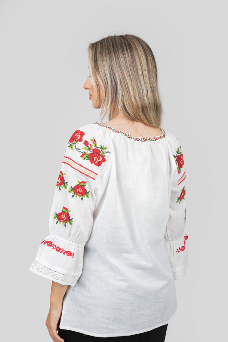 Ie traditionala alba cu motiv floral rosu Alessia [3]