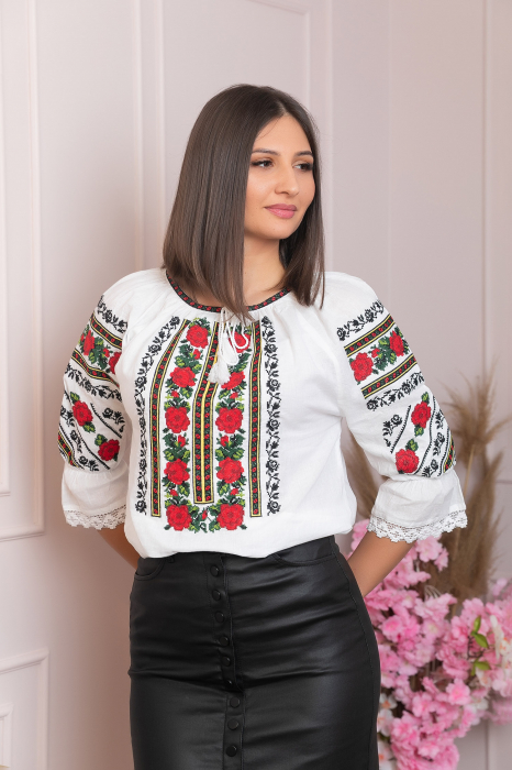 Ie traditionala alba cu motiv floral rosu Clementina 04 [3]