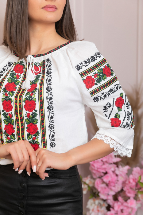Ie traditionala alba cu motiv floral rosu Clementina 04 [2]