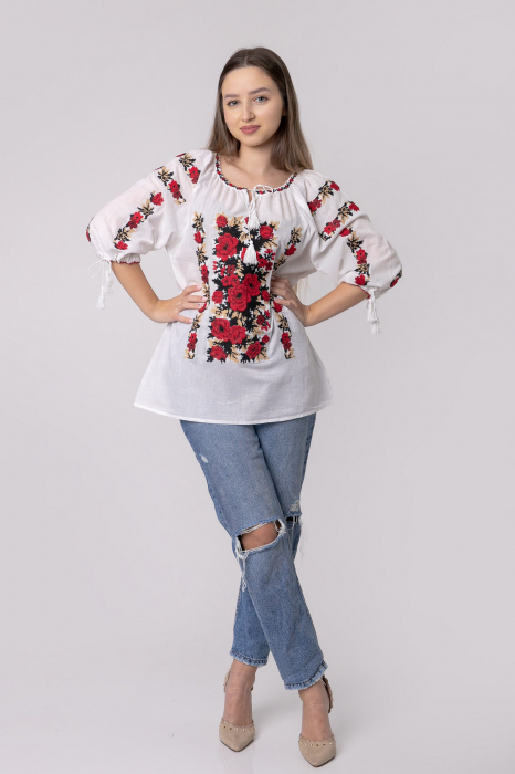 Ie traditionala alba cu motiv floral rosu Doinita [4]