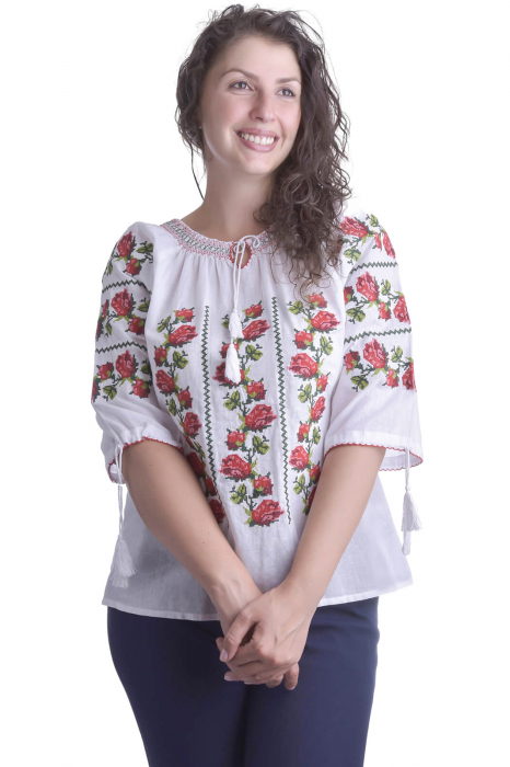 Ie traditionala alba cu motiv floral rosu Evelina [4]