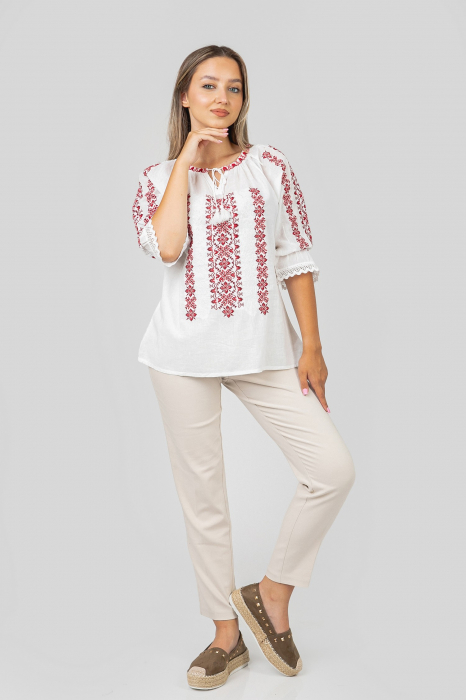 Ie traditionala alba cu motiv floral rosu Selina 01 [4]