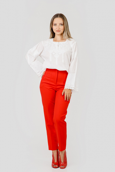 Ie traditionala alba cu motiv geometric alb Ava 01 [4]