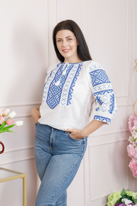 Ie traditionala alba cu motiv geometric albastru Lorena 01 [3]