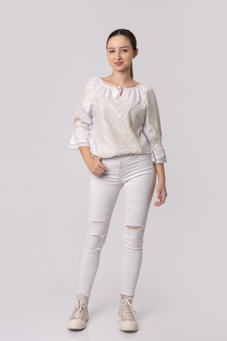 Ie traditionala alba cu motiv geometric auriu Adnana 02 [4]