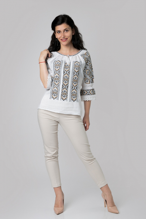 Ie traditionala alba cu motiv geometric crem Ina 01 [4]