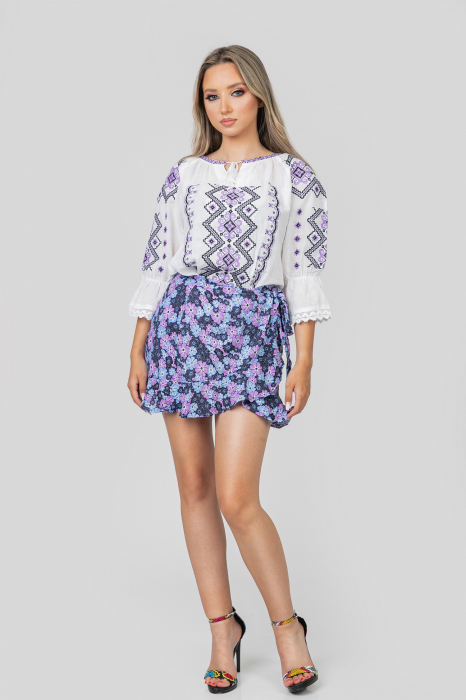 Ie traditionala alba cu motiv geometric mov Erica 01 [4]