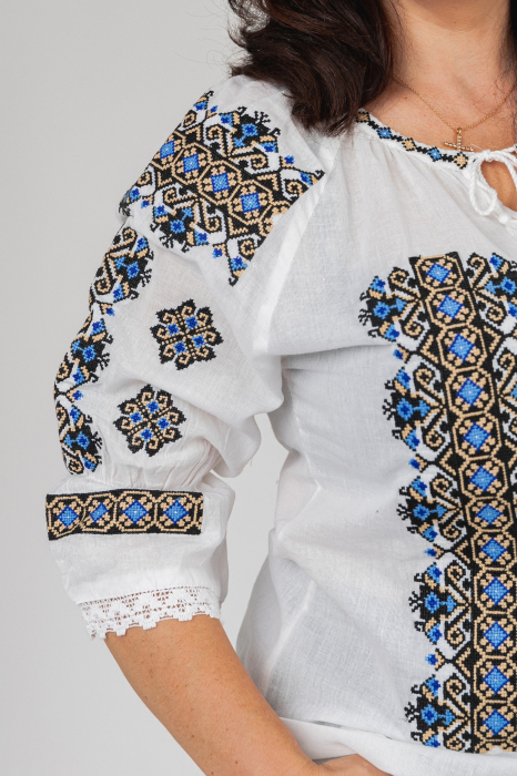 Ie traditionala alba cu motiv geometric multicolor Anne 02 [2]