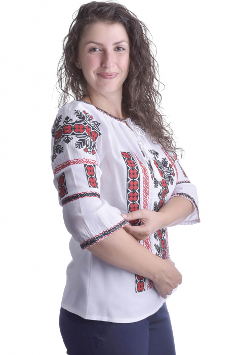 Ie traditionala alba cu motiv geometric rosu Marinela 02 [2]