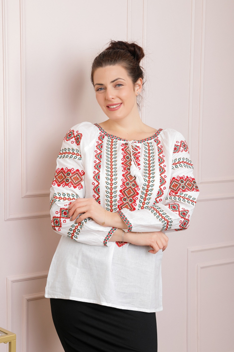 Ie traditionala alba cu motiv geometric rosu Monica [3]