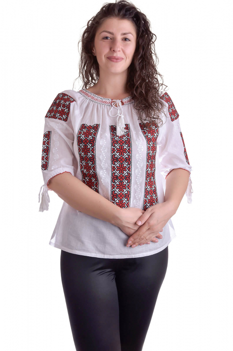 Ie traditionala alba cu motiv geometric rosu Silvia 02 [4]