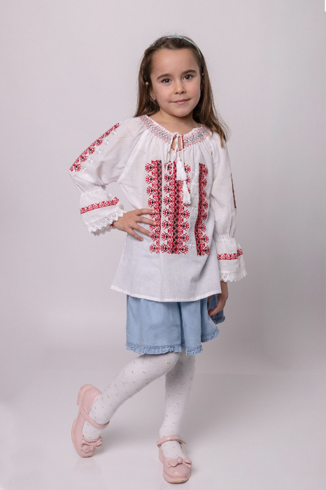 Ie traditionala alba pentru fetite cu motiv geometric rosu Dalia 01 [6]