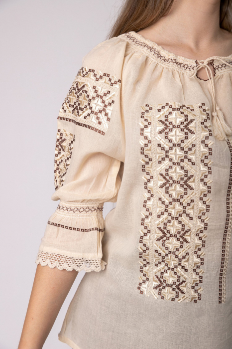 Ie traditionala crem cu motiv geometric auriu Celia 03 [2]