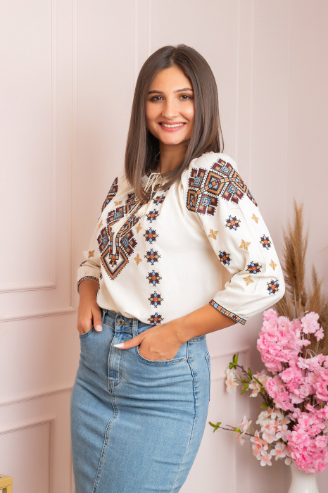Ie traditionala crem cu motiv geometric maro Isabela [3]