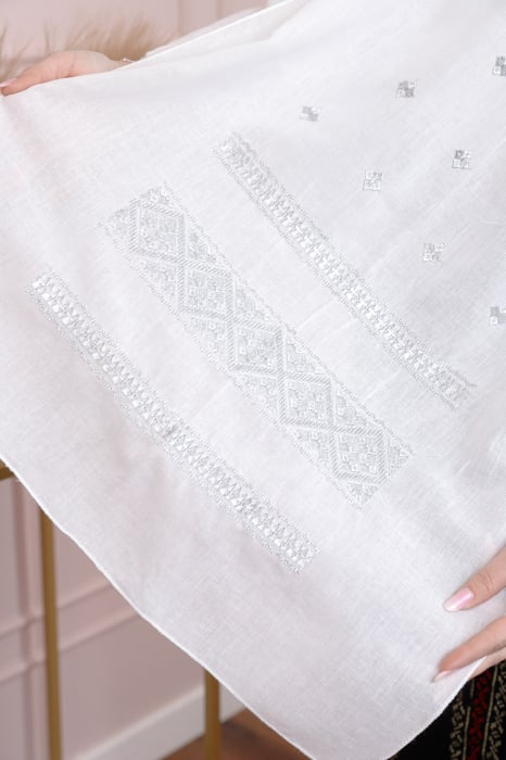 Marama traditionala alba cu broderie geometrica argintie Ancuta 01 [2]