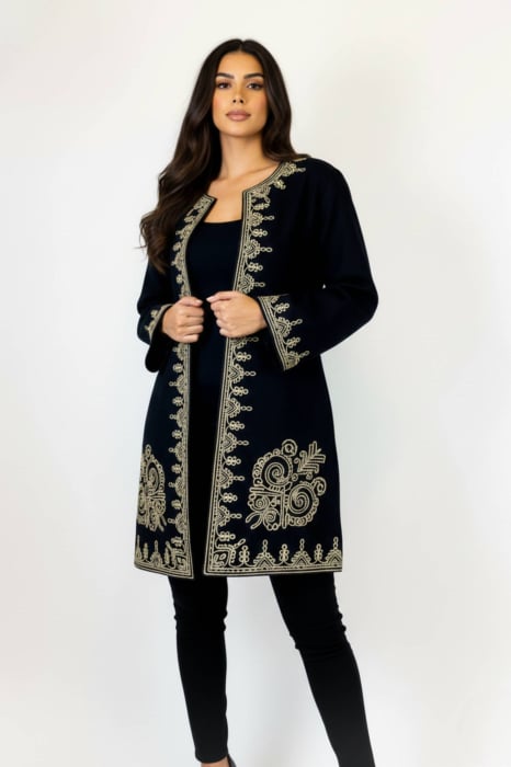 Palton traditional negru cu broderie florala crem Carmen 02 [1]