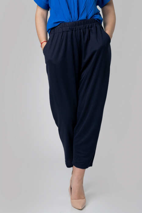 Pantaloni bleumarin casual cu buzunare [2]