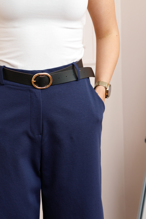 Pantaloni bleumarin evazati cu talie elastica la spate si curea reglabila Molly [2]