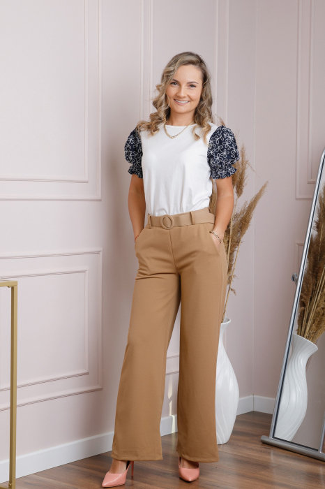 Pantaloni camel eleganti cu talie inalta si centura