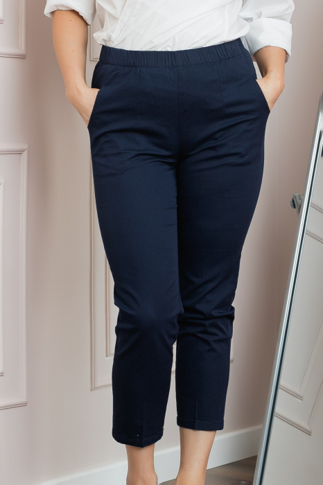 Pantaloni casual bleumarin cu talie elastica si buzunare functionale [2]