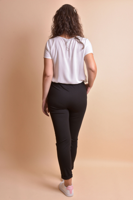 Pantaloni casual negri cu siret si buzunare functionale [5]