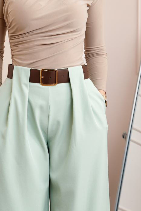 Pantaloni dama Judith verde salvie cu croi larg si talie inalta cu curea [2]