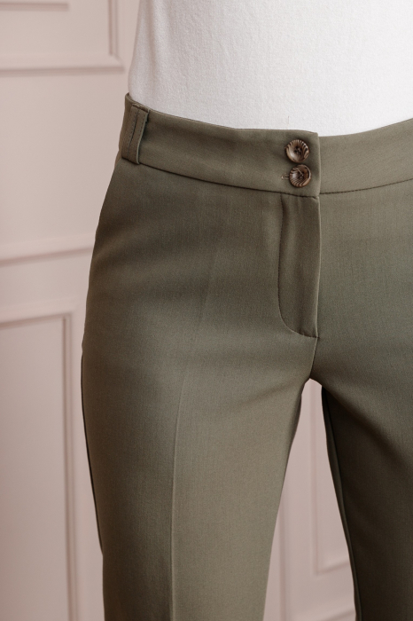 Pantaloni eleganti kaki cu buzunare functionale [3]