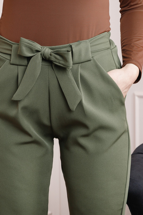 Pantaloni kaki cu fundita in talie [2]