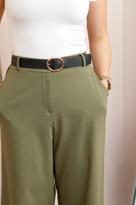 Pantaloni kaki evazati cu talie elastica la spate si curea reglabila Molly [2]