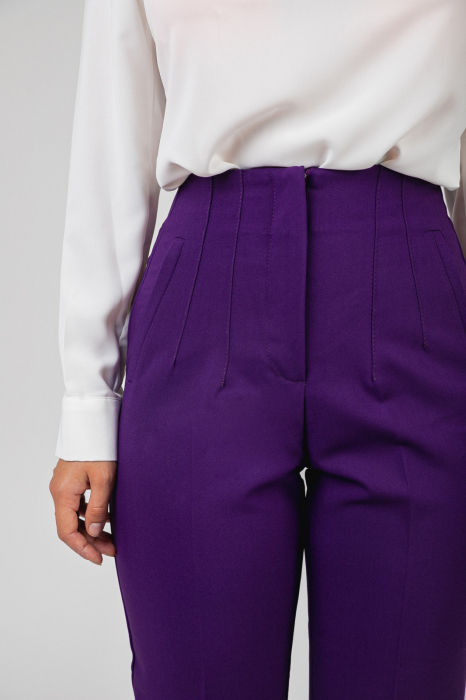 Pantaloni mov cu talie inalta si cusaturi decorative [2]