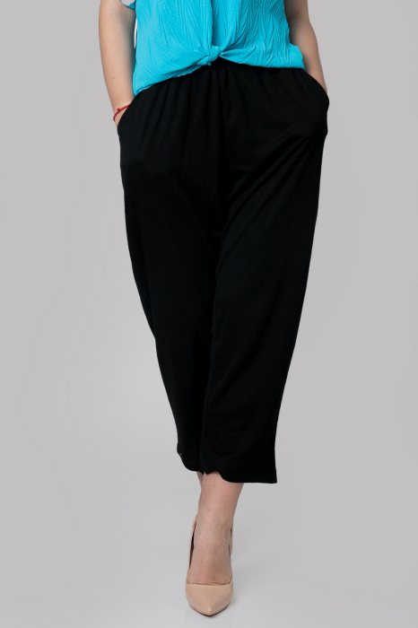 Pantaloni negri casual cu buzunare [2]