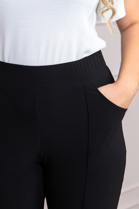 Pantaloni negri elastici cu buzunare functionale [3]