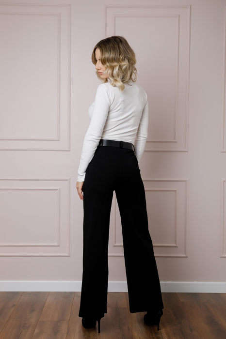 Pantaloni negri evazati cu talie inalta si curea [4]