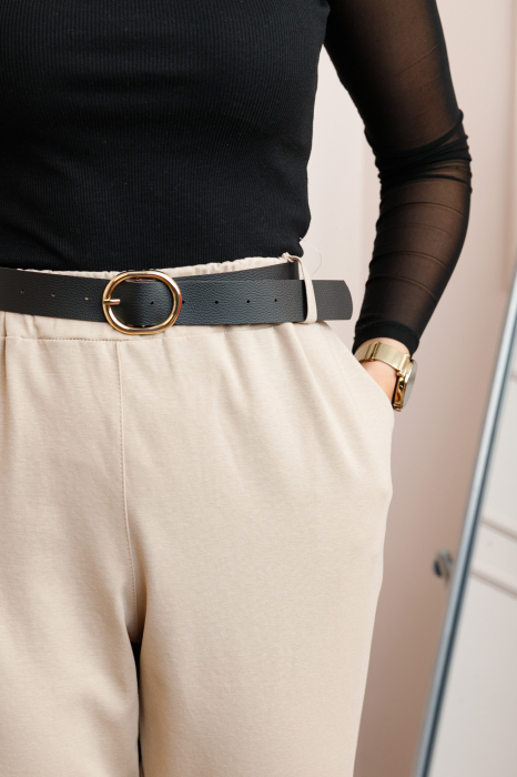 Pantaloni plus size bej cu talie elastica si curea reglabila Lillian [2]