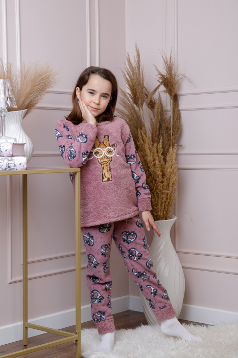 Pijama fetite Daisy din fleece roz prafuit cu model cu girafe