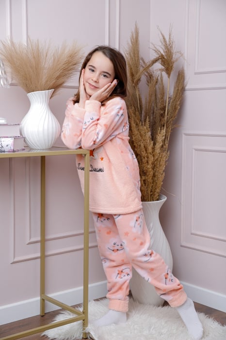 Pijama fetite Daisy din fleece roz somon cu model cu norisori