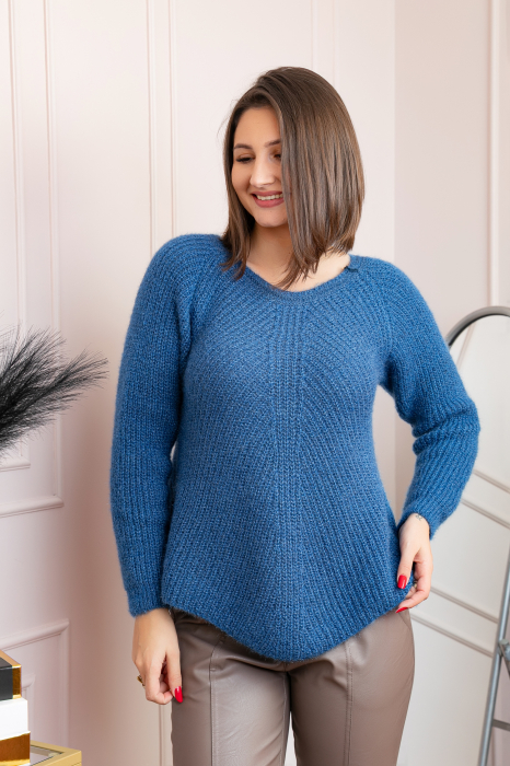 Pulover Bella pufos albastru cu maneci raglan [1]