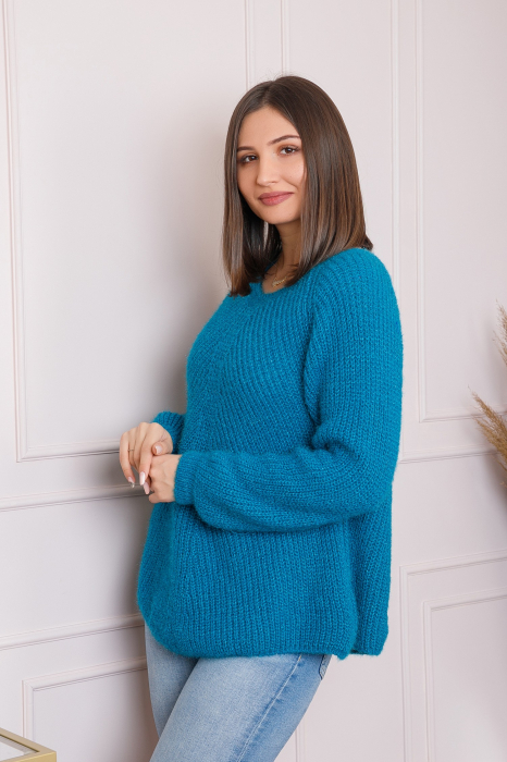 Pulover Bella pufos turcoaz cu maneci raglan [3]