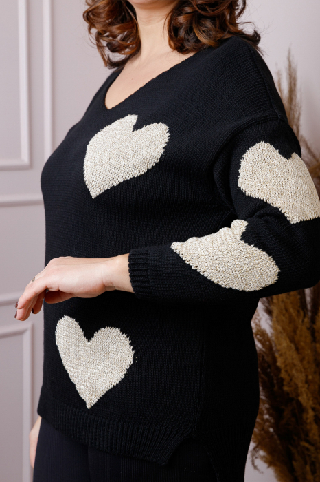 Pulover Carina negru cu inimioare si decolteu in V [2]