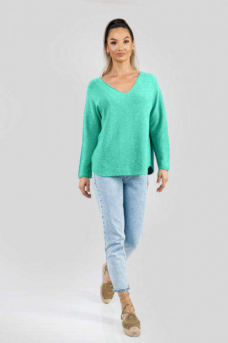 Pulover casual turcoaz deschis cu maneci liliac [4]